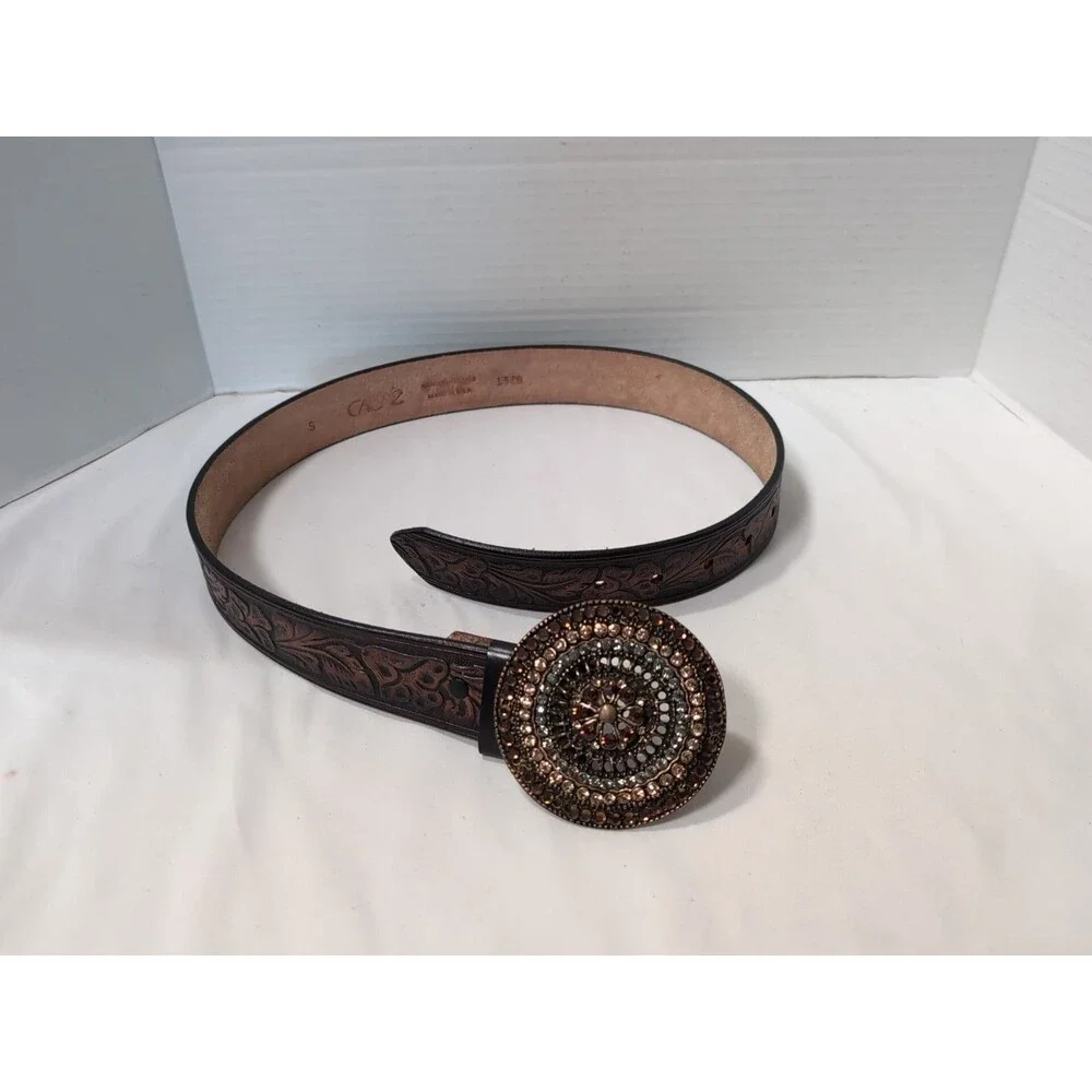 Cache BELT BROWN GENUINE LEATHER STUDDED MEDALLION BUCKLE WOMEN'S SZ SMALL 28-30